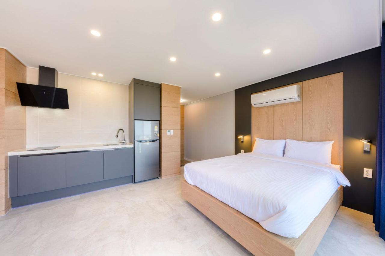 Hotel Cadelhas Jeju Esterno foto