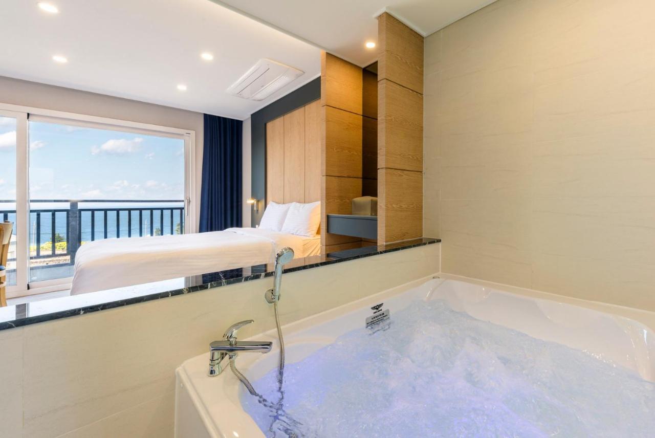 Hotel Cadelhas Jeju Esterno foto